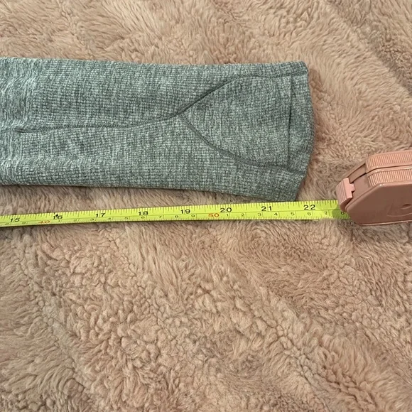 Grey Swiftly Tech Lululemon Long Sleeve size 6 - Picture 7 of 9